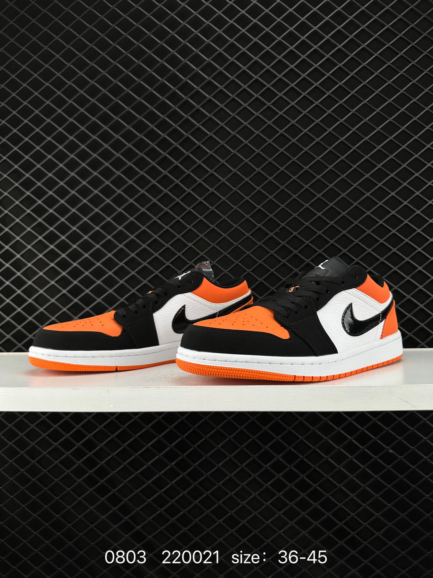 Air Jordan 1 Low AJ1